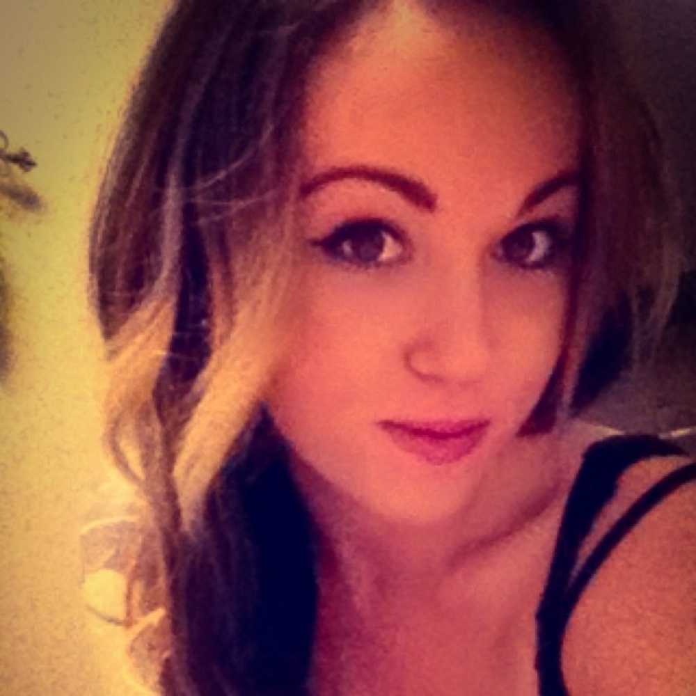 Meet your Posher, Courtney